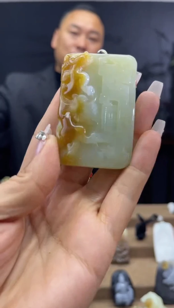 颈饰未镶嵌和田玉1