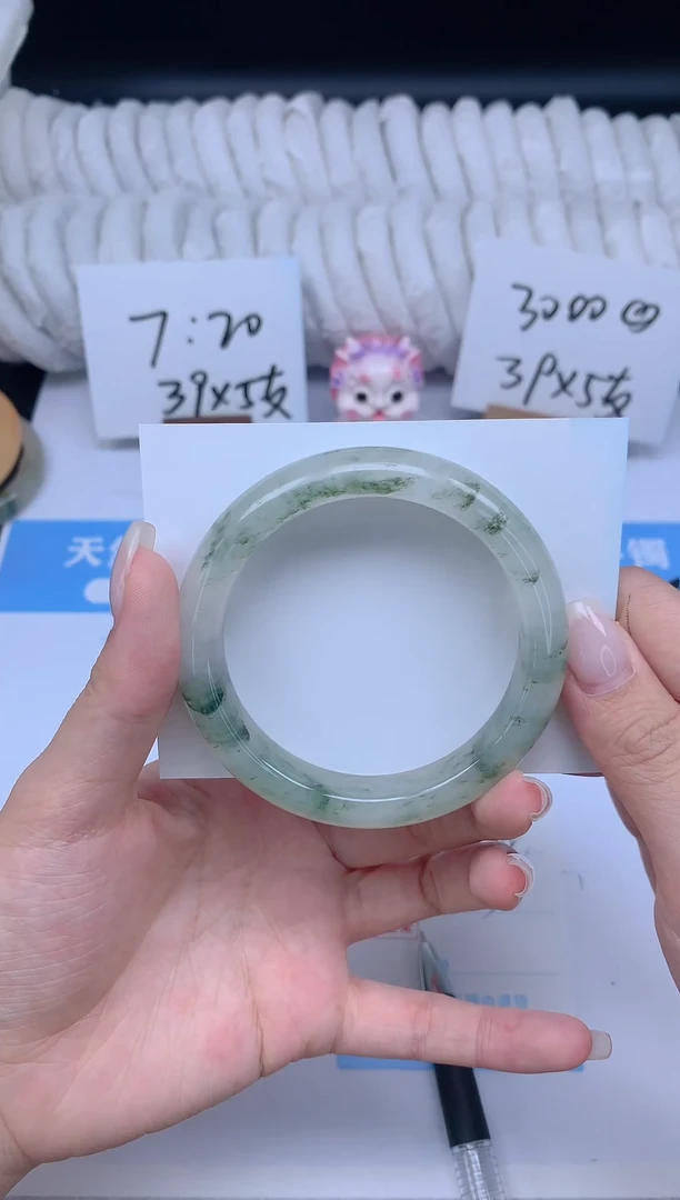 石英质玉手镯未镶嵌K202-56