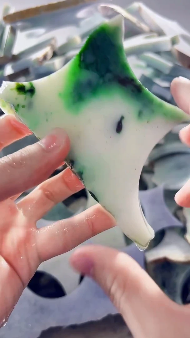 裸石翡翠缅甸翡翠A货文6647