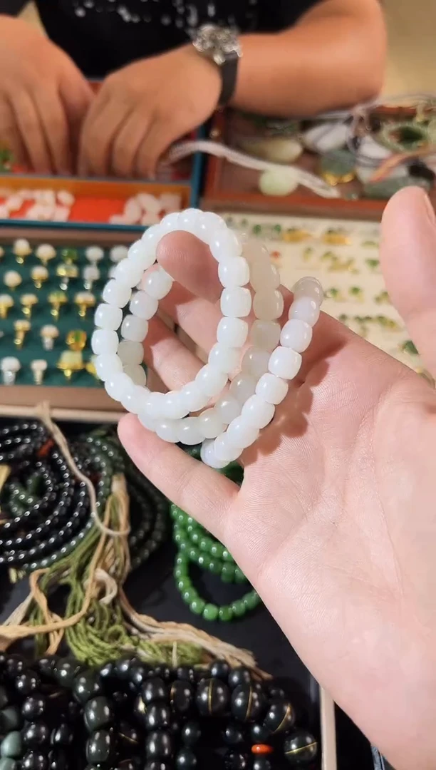 未镶嵌手串和田玉小艾多样性发货拍一发一