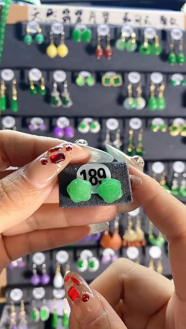 【闪购商品】翡翠耳饰银S925镶嵌189