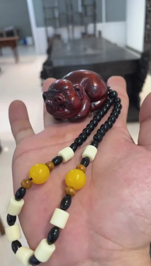 木紫檀小猪把件啊啊啊