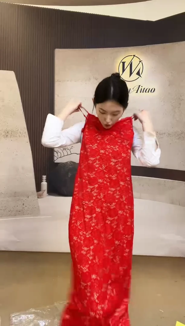 红色蕾丝长裙-备注尺码