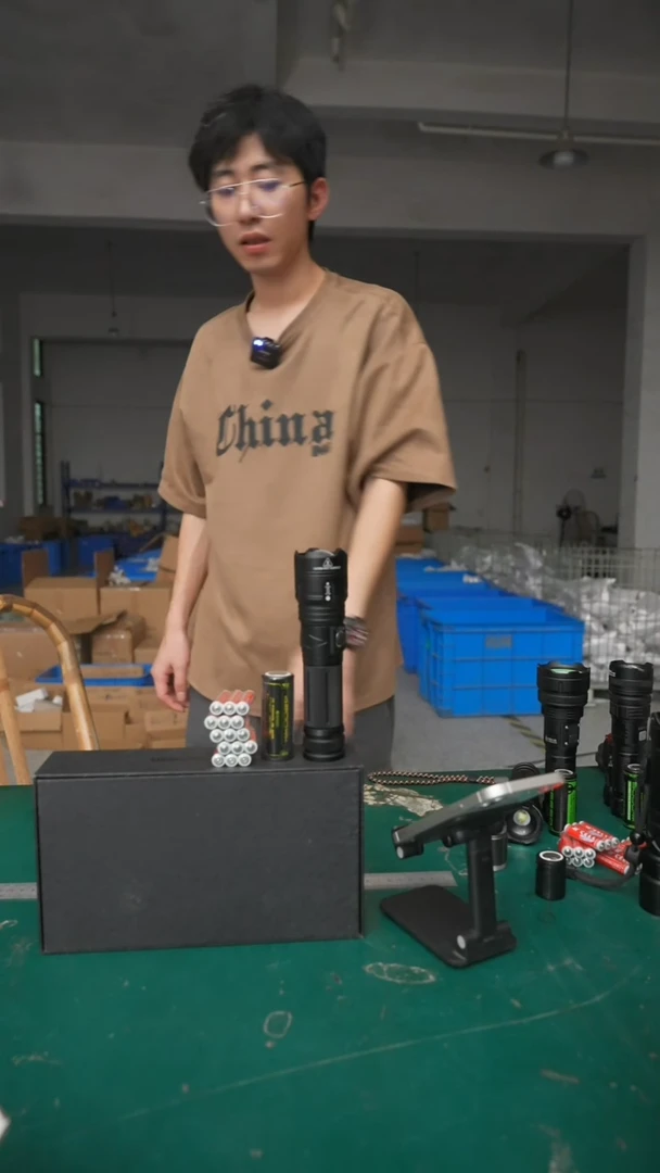 小野人MX25手电直播闪购专拍【含锂电池+干电池】