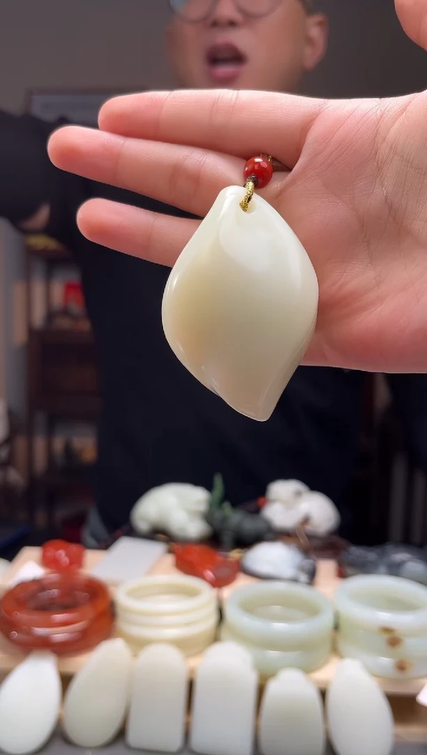 颈饰未镶嵌和田玉9**7吊坠
