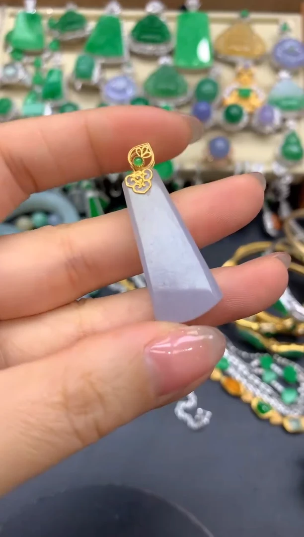 【闪购商品】翡翠颈饰18K金镶嵌85-中国好珍宝