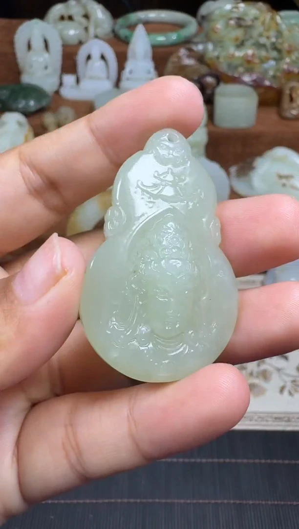 颈饰未镶嵌和田玉1