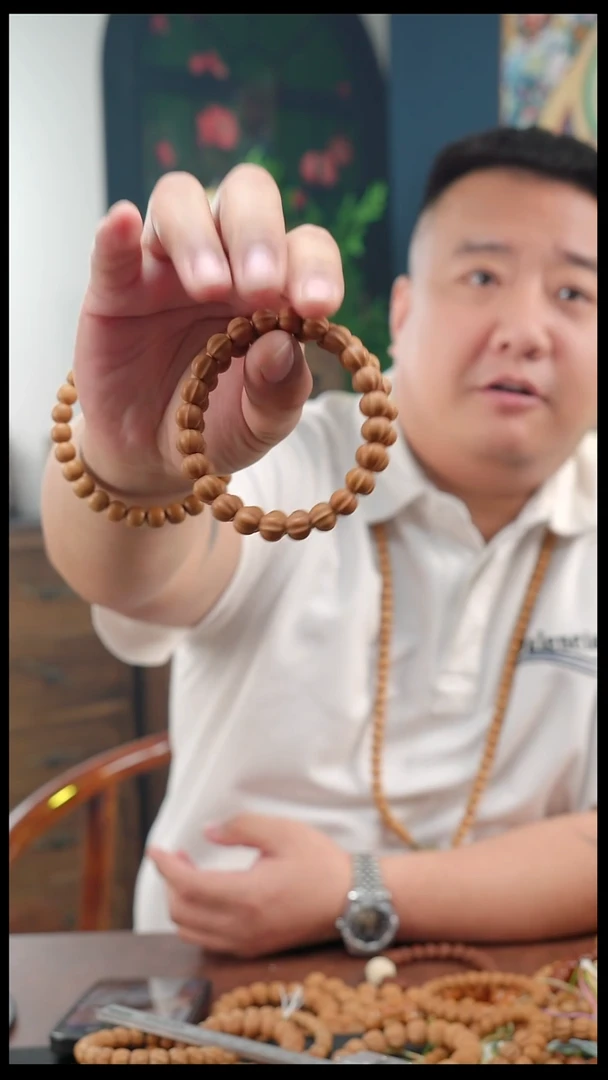 手串/手链核桃小鲨鱼10+