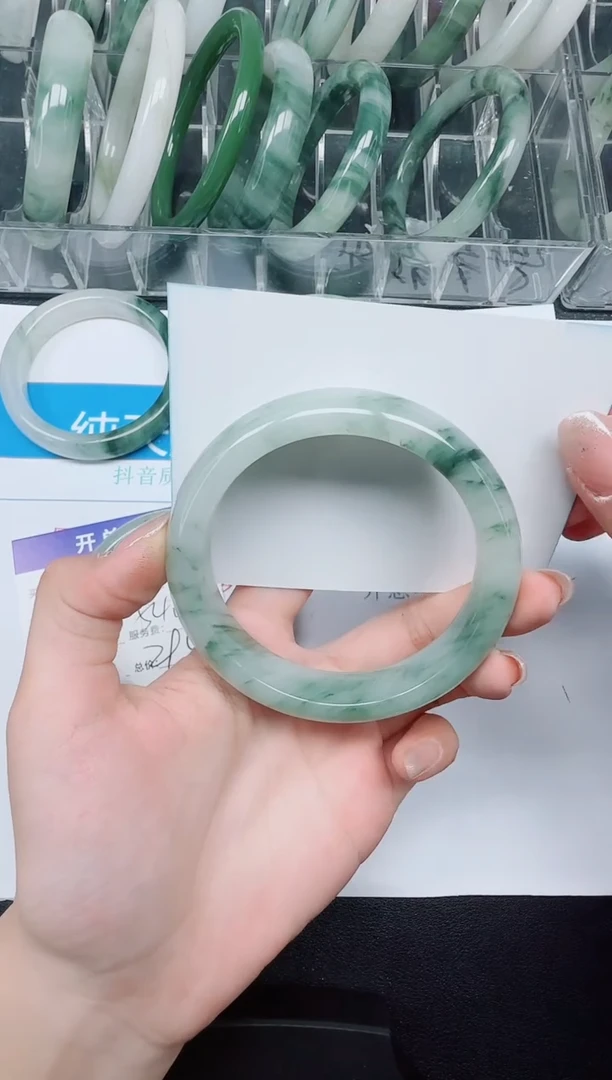 未镶嵌手镯石英质玉293-60.5