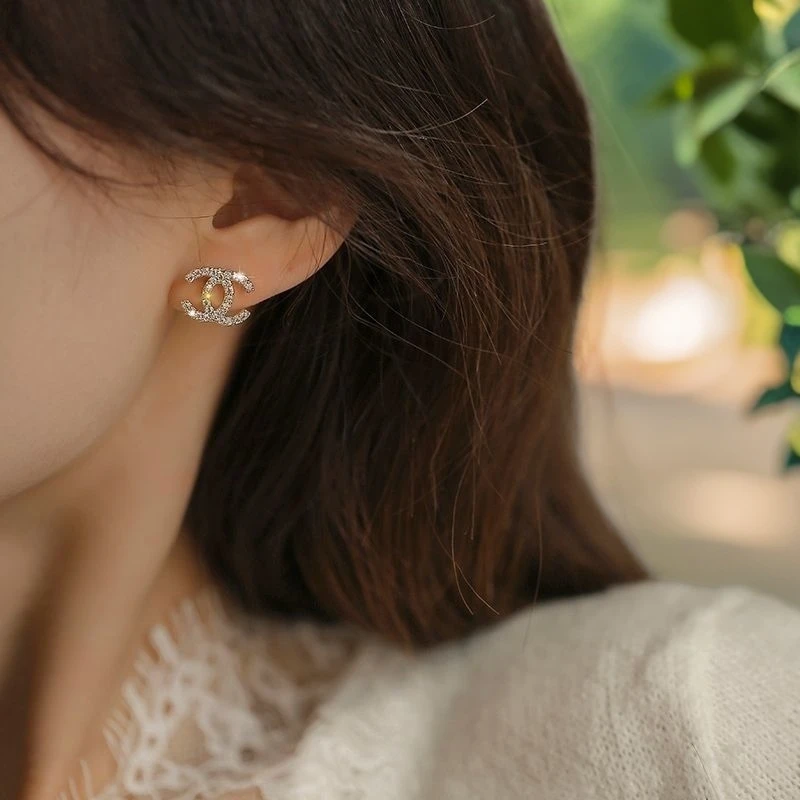 925银耳饰 新款字母925耳环气质高级复古设计时尚耳饰经典爆款