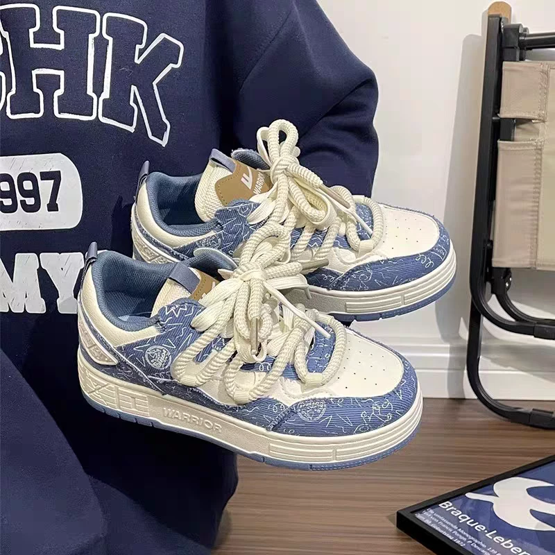 情侣鞋2025新款厚底板鞋子男女同款百搭爆款休闲板鞋