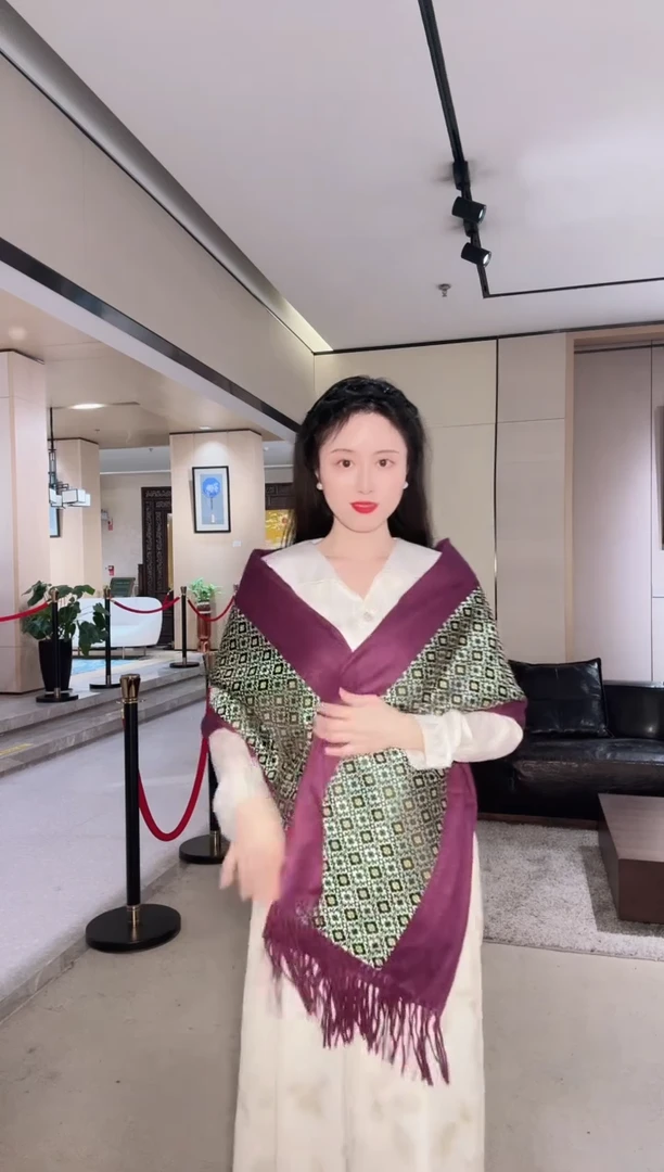 南*锦绣人生系列之三色锦羊绒披肩（元先紫）