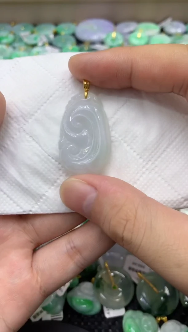 颈饰未镶嵌翡翠天然缅甸翡翠A货