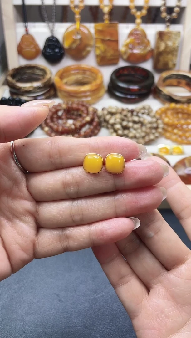 无非金属豆****3蜜 蜡 耳 坠