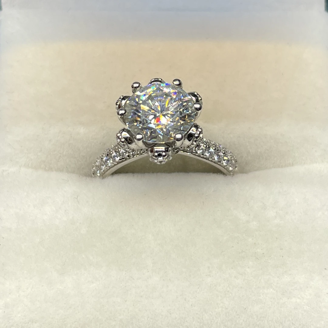 高奢钻饰  冰雪皇后戒指3.0CT
