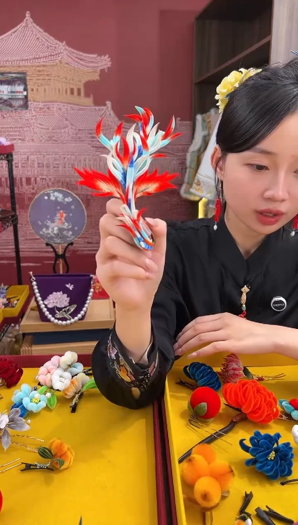 【闪购商品】刺绣非遗绒花（发饰）