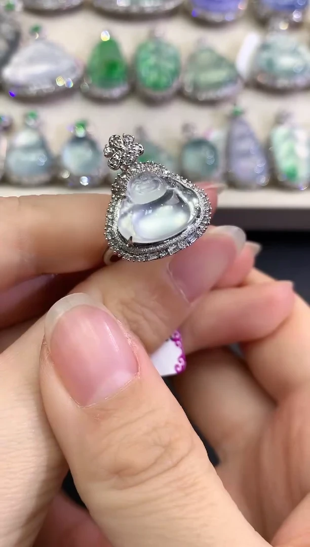 【闪购商品】翡翠戒指18K金镶嵌C66