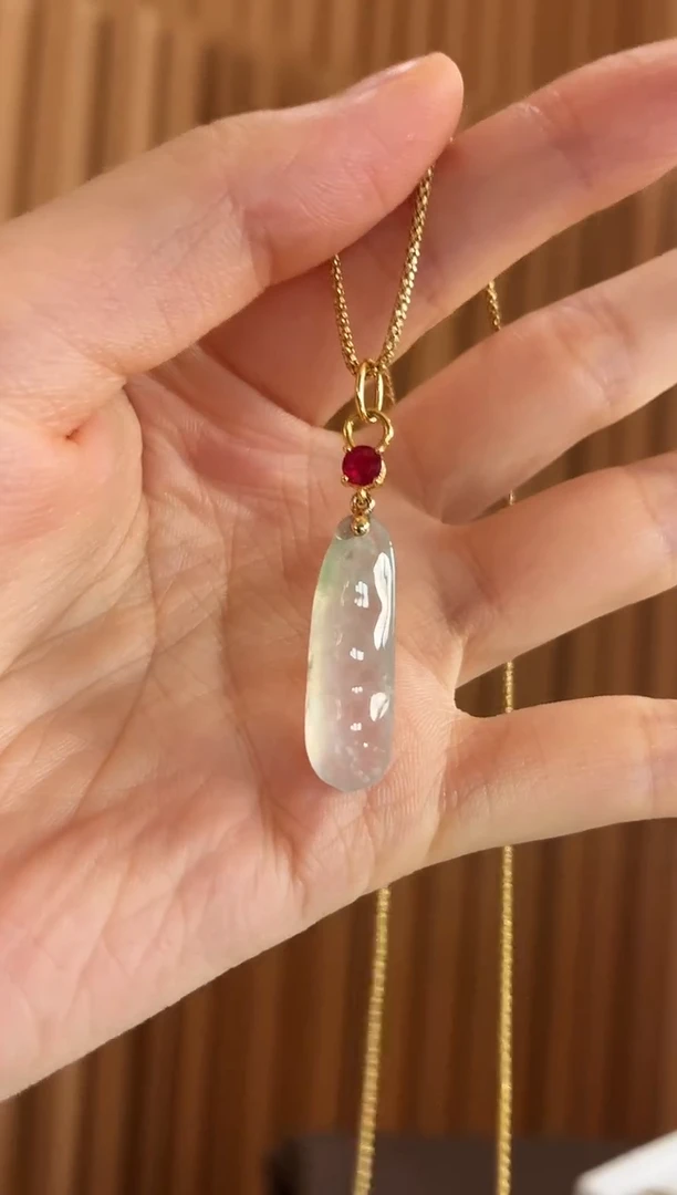 吊坠(不含链)18K金镶嵌翡翠吊坠