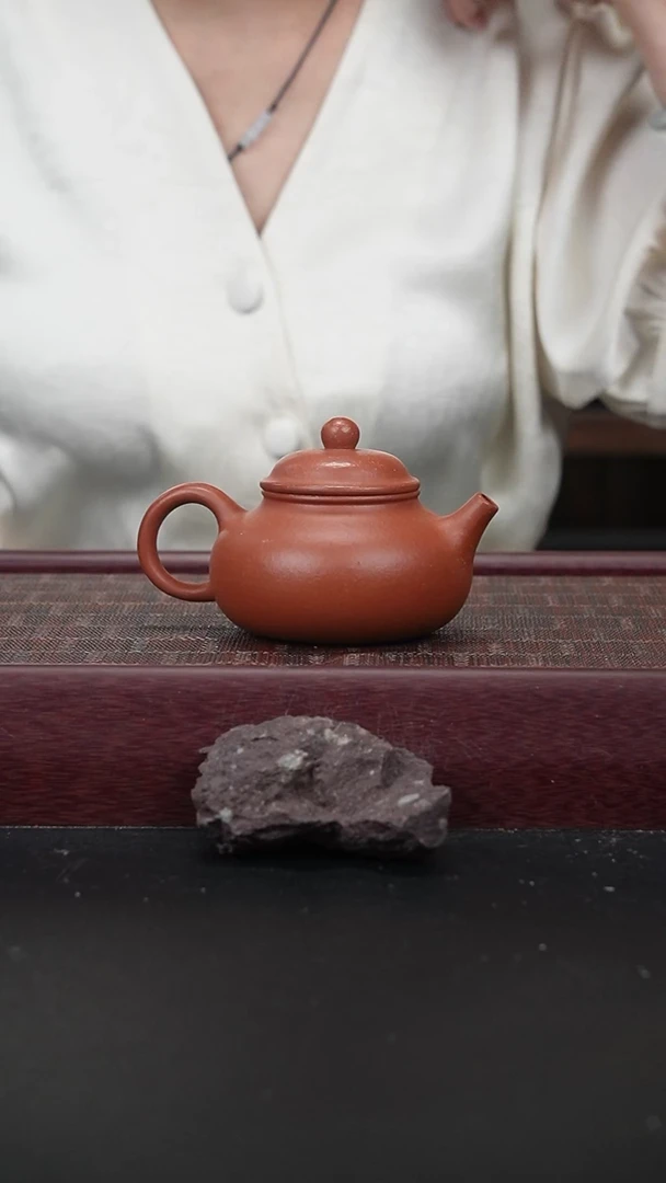 茶壶紫砂WHY红降坡容天200cc