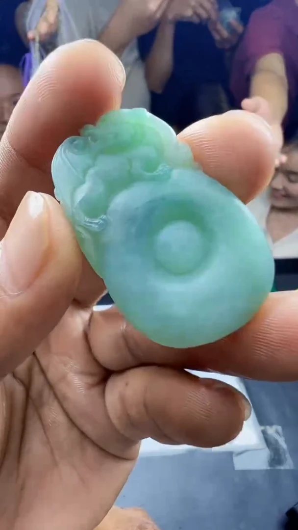 定制翡翠未镶嵌天然翡翠A货