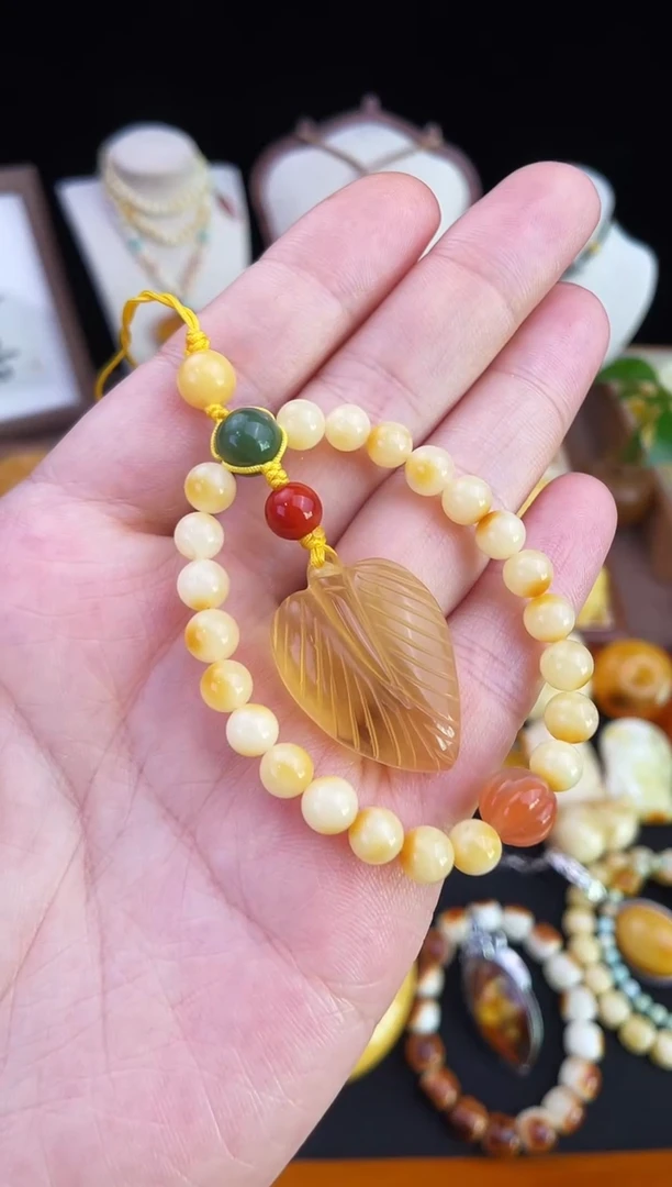 琥珀未镶嵌珠宝奇石柒月