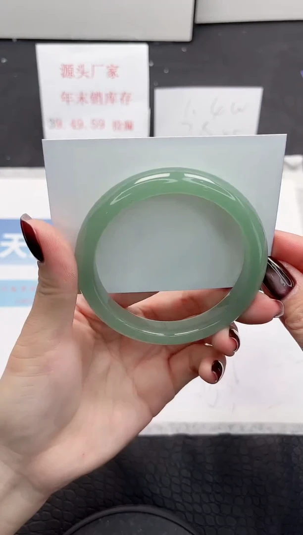 【闪购商品】石英质玉手镯未镶嵌354-61