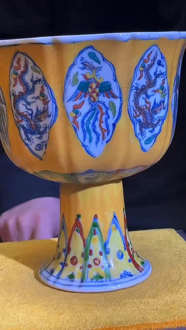 【闪购商品】瓷片603F现代工艺品一个