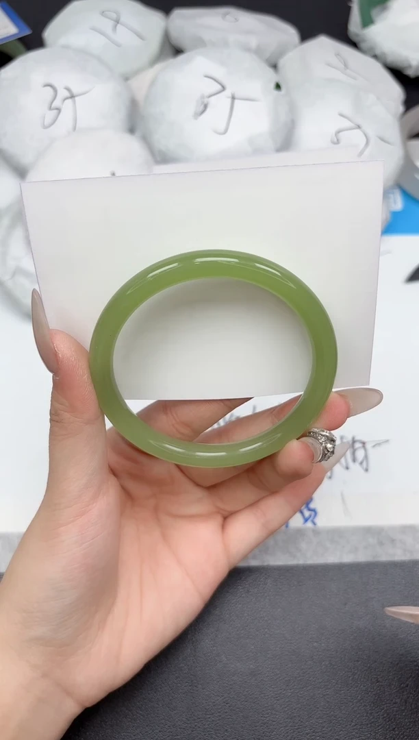 未镶嵌手镯石英质玉336-60-61