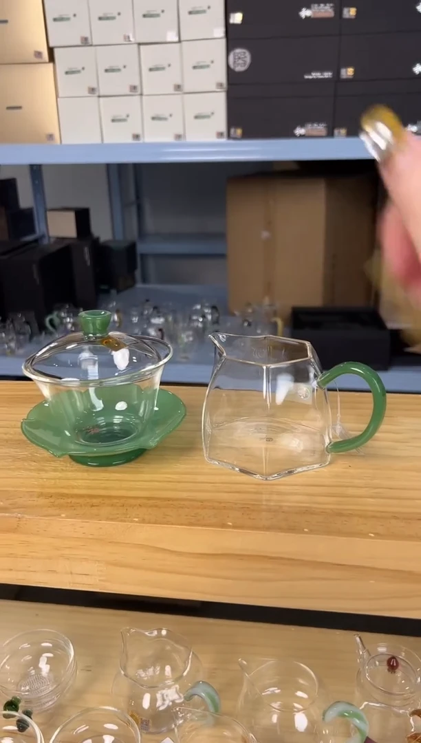 荷叶盖碗+棱然茶海 翡翠玉