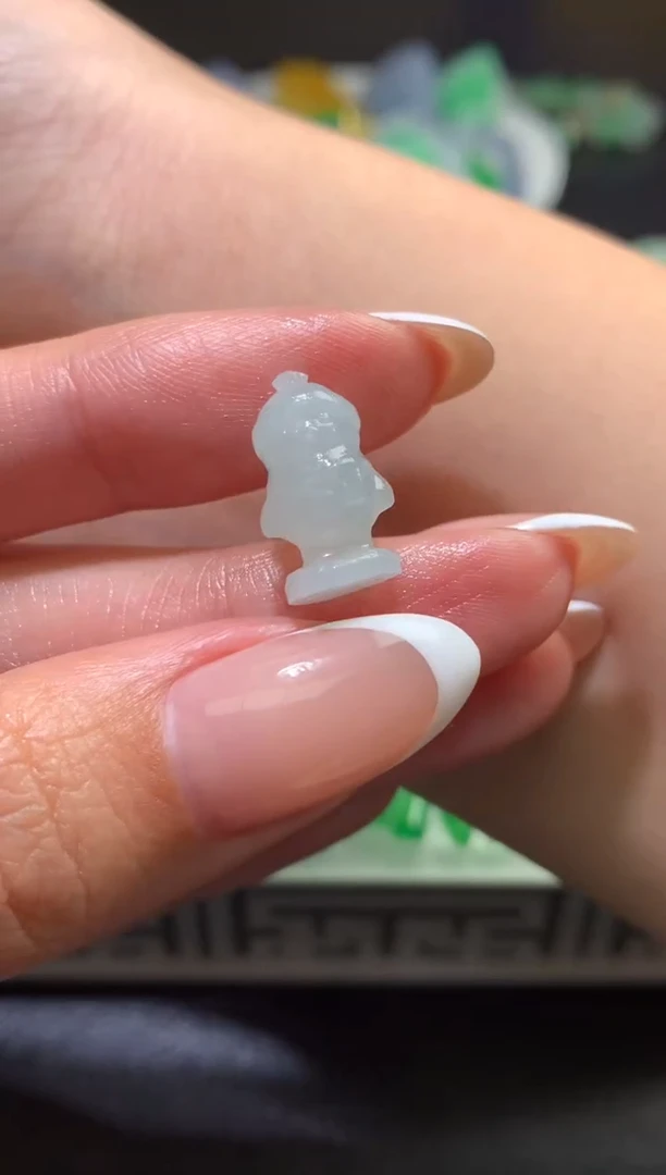 未镶嵌定制翡翠毛货 15.8-9-6.9