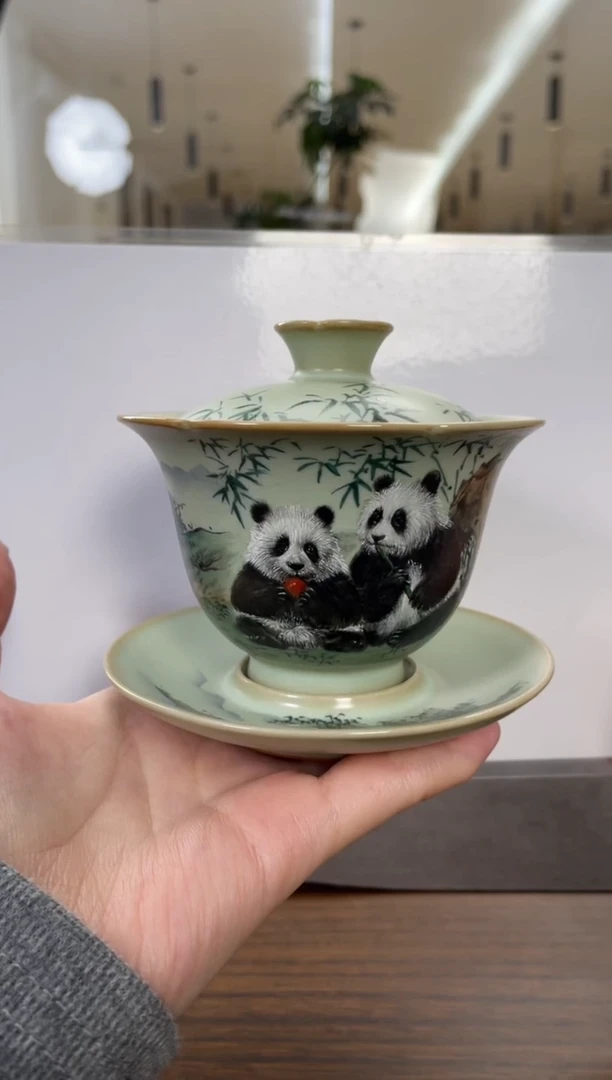 周泽堂粉青余秀华彩绘六合盖碗（熊猫）