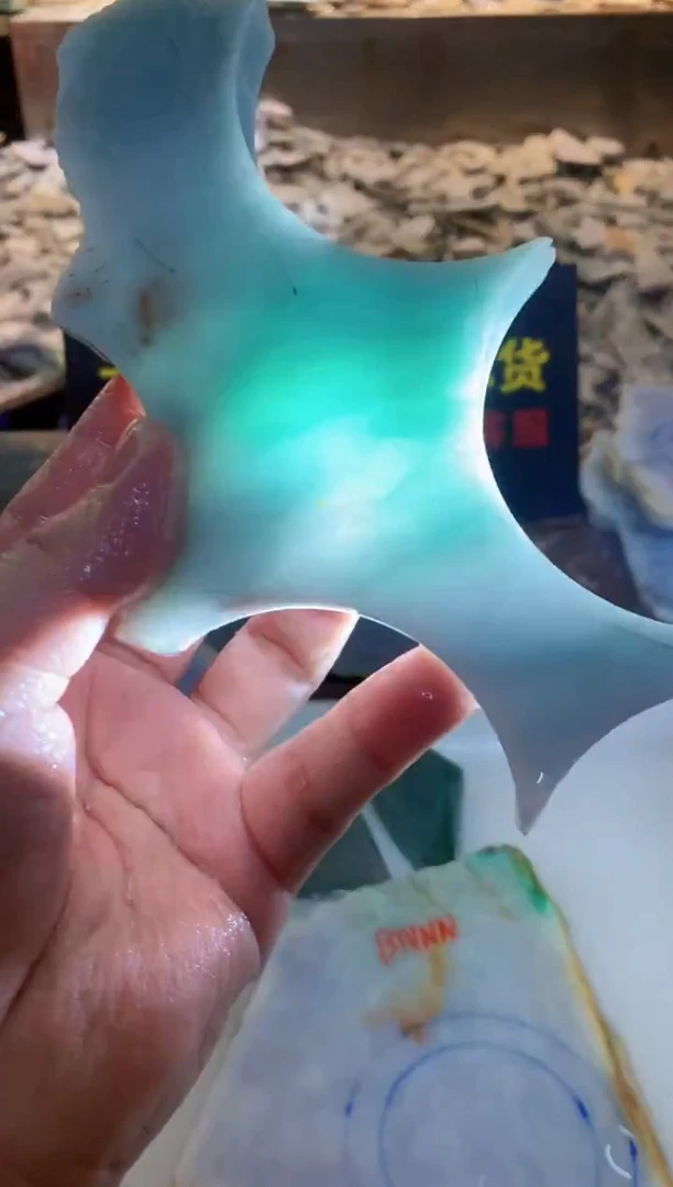 翡翠裸石0韩0翡翠珠宝520