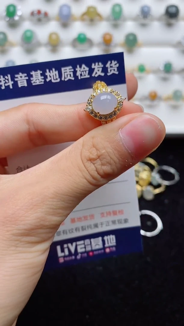 翡翠戒指银S925镶嵌......