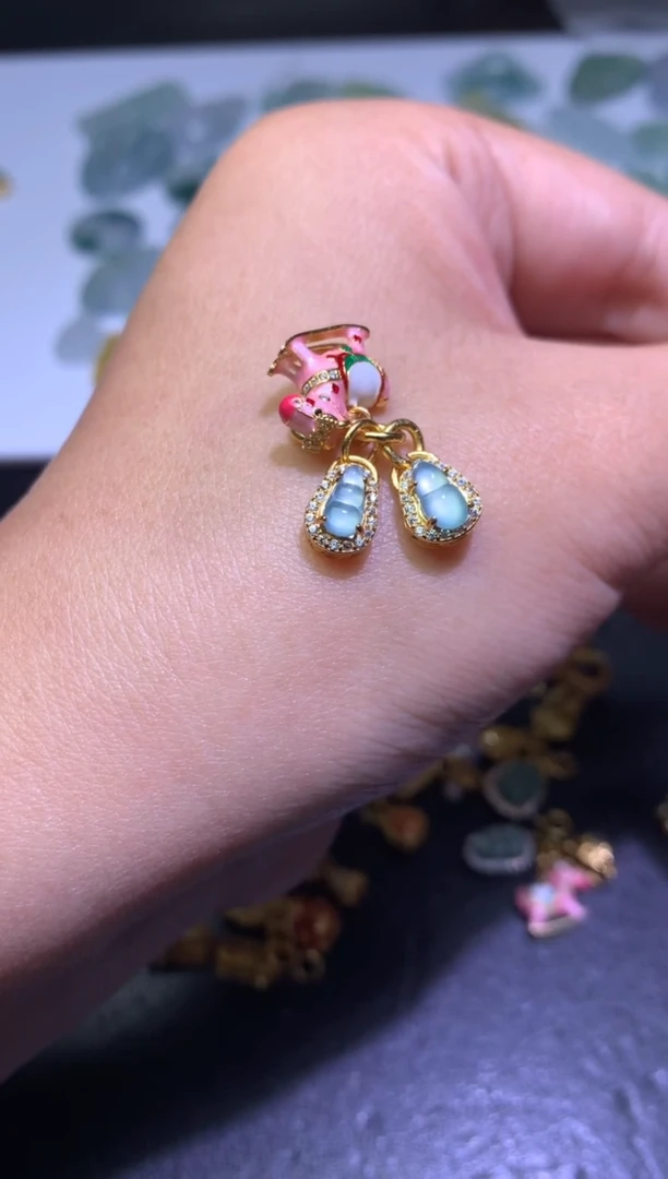 颈饰未镶嵌翡翠净货