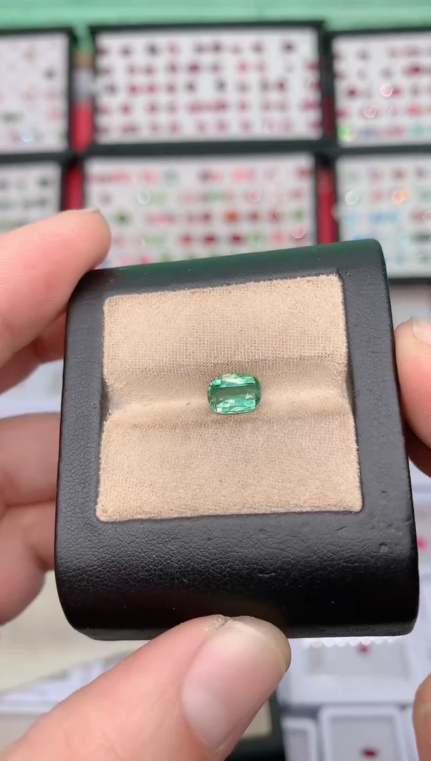 未镶嵌裸石碧玺1.5ct天然