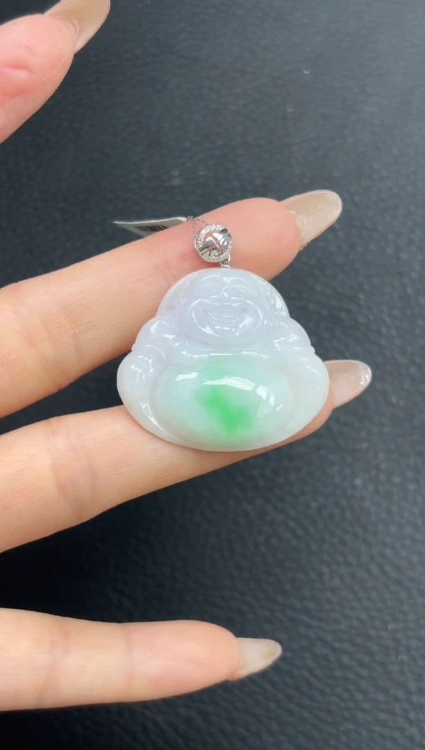 颈饰18K金镶嵌翡翠佛公