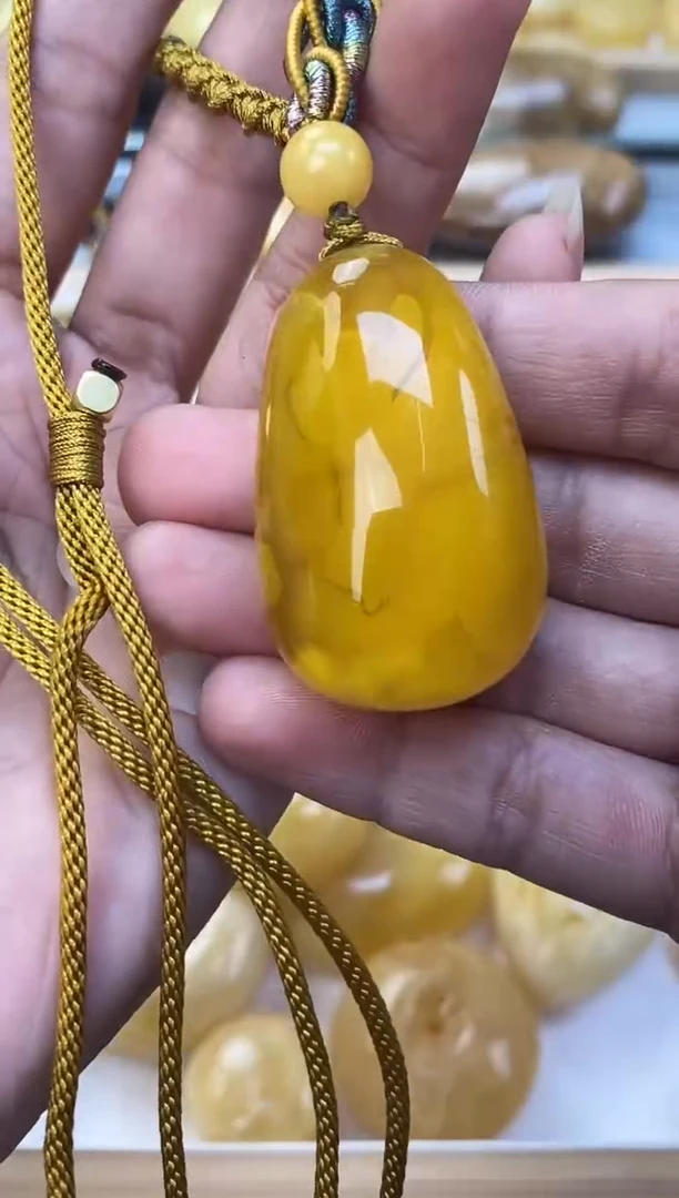 未镶嵌琥珀裸石天然琥珀蜜蜡