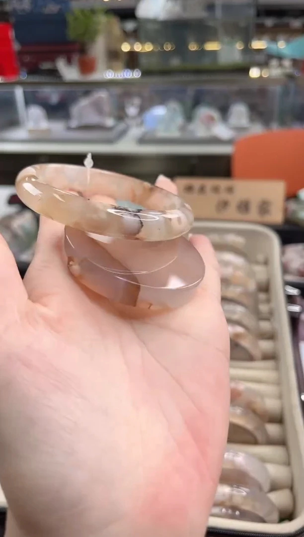 未镶嵌手镯石英质玉56圈口 （赠品镯心）3006148