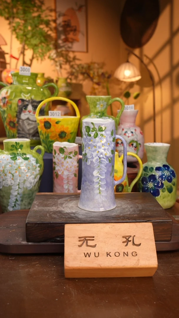 摆件6-36口径7高度19 1-2误差手工手绘有些许色差 完美慎拍