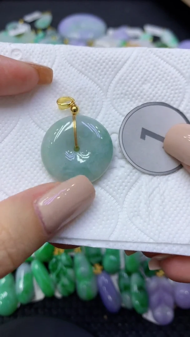 颈饰未镶嵌翡翠天然缅甸翡翠A货