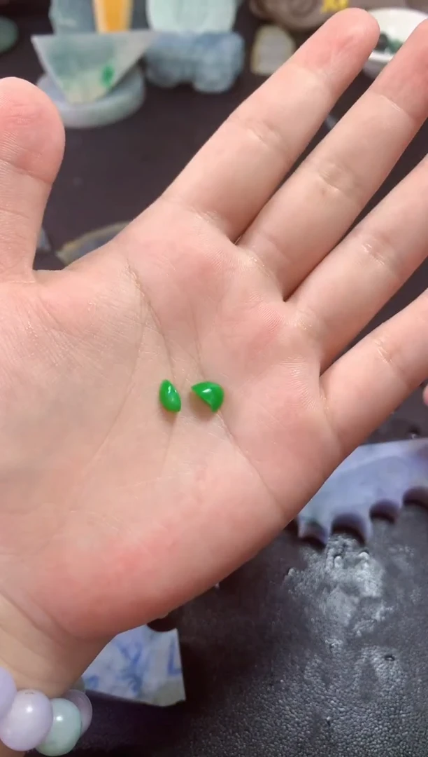 翡翠未镶嵌颈饰王*伯008天然翡翠