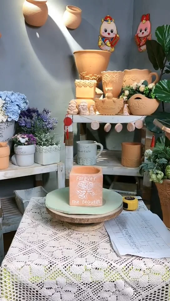 【闪购商品】红陶法式外方内圆立体白