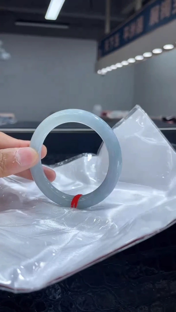 未镶嵌手镯翡翠10