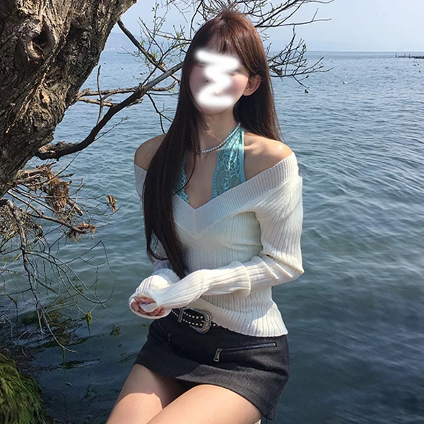 【轻氧少女】 V领针织毛衣女蕾丝挂脖吊带背心带胸垫2025春季套装