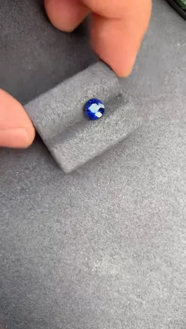 【闪购商品】蓝宝石裸石未镶嵌1.2ct皇家蓝