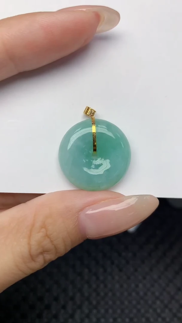 翡翠18K金镶嵌颈饰天然翡翠a货