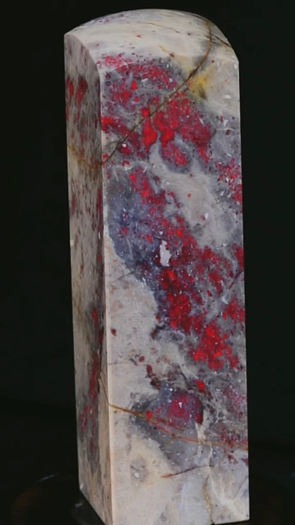 昌化石昌化鸡血石