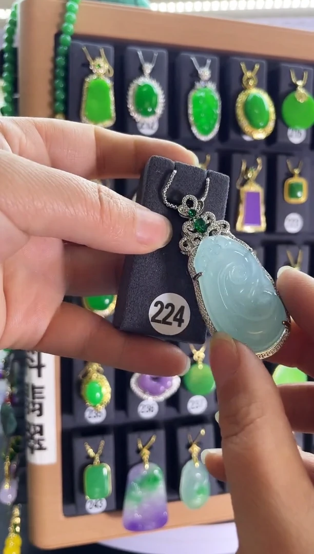 【闪购商品】翡翠耳饰银S925镶嵌新224