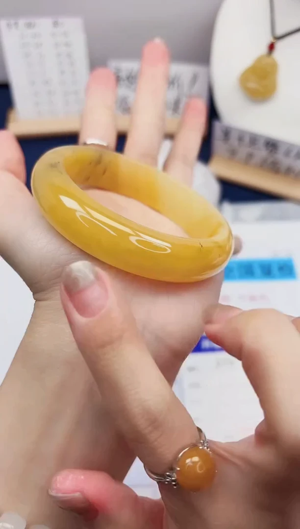 【闪购商品】石英质玉手镯未镶嵌275-财气镯-圈口58