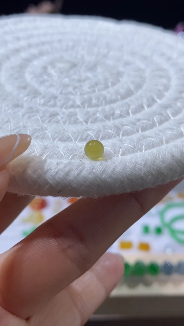 未镶嵌定制翡翠卡4.7珠珠 买断不退换